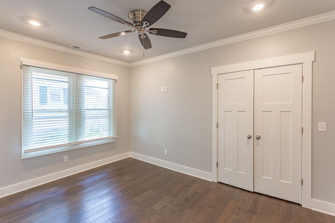 1025 Peachtree St - Photo 6 of 12