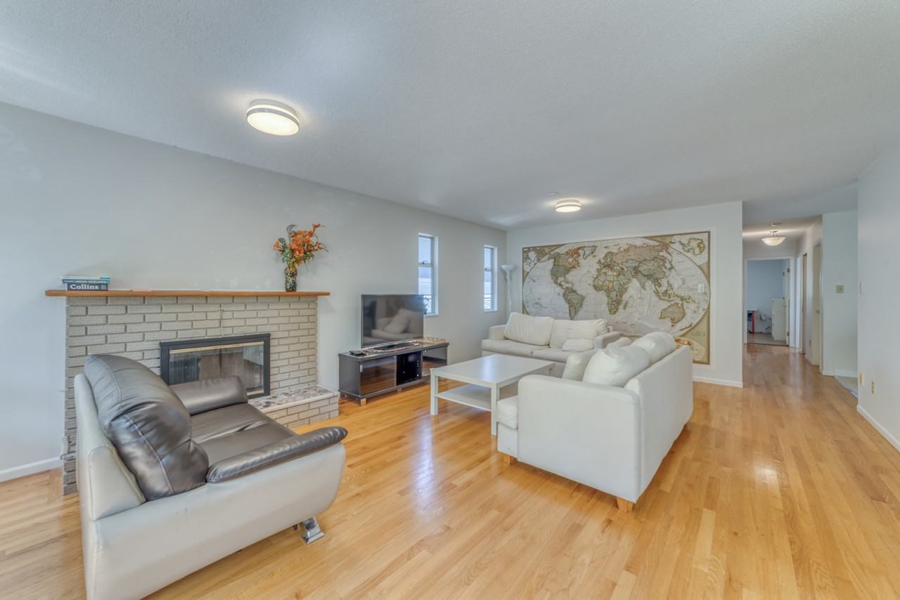 4533 West 16th Avenue - Photo 4 of 24