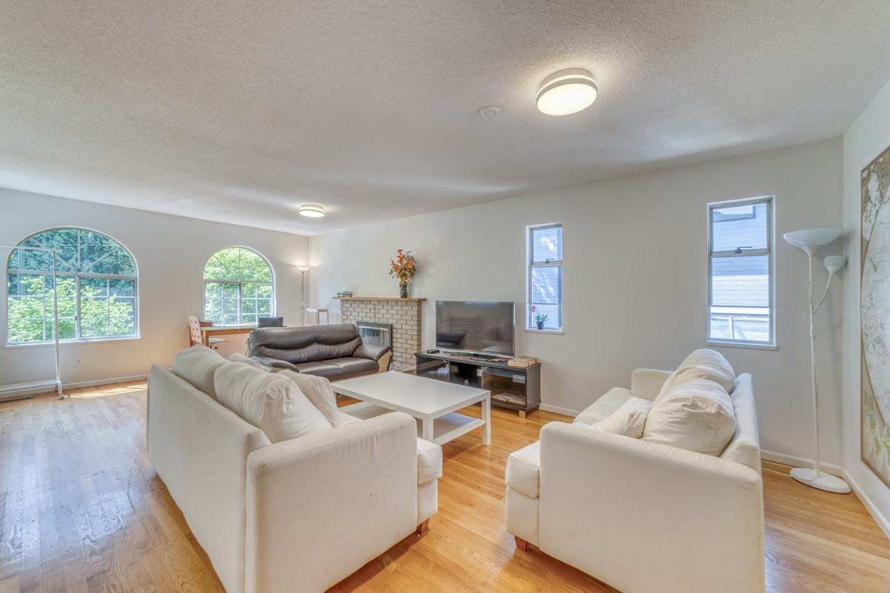 4533 West 16th Avenue - Photo 6 of 24