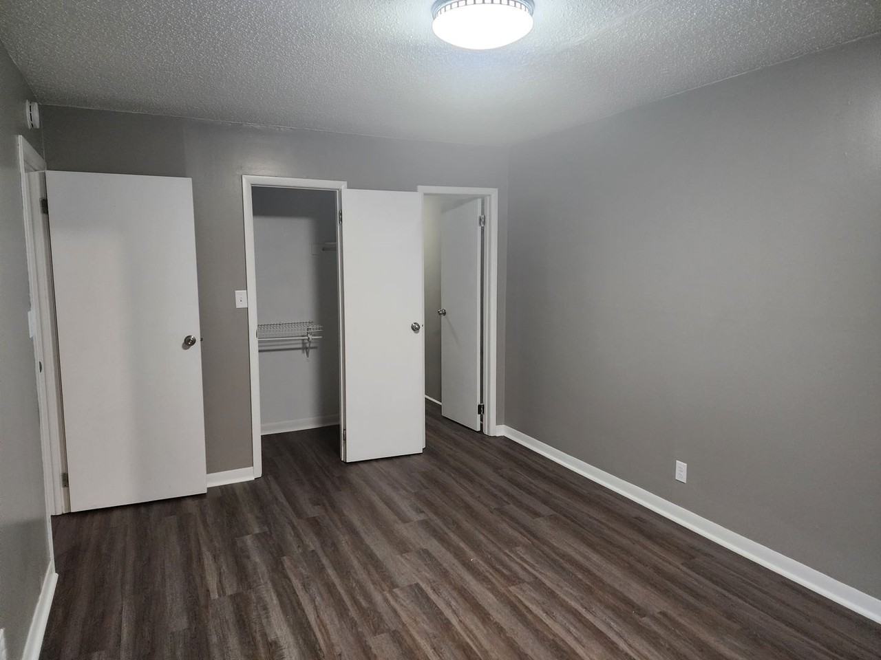 106 Nottingham Way - Photo 7 of 16