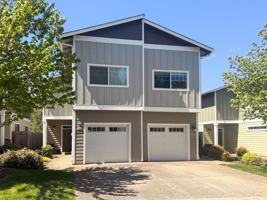 featured image of 5711 Honey Bee St S