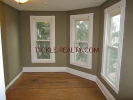 featured image of 11 Hanna Pl