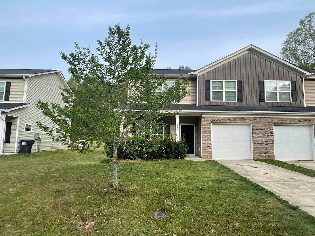 233 Village Creek Way - Photo 2 of 16