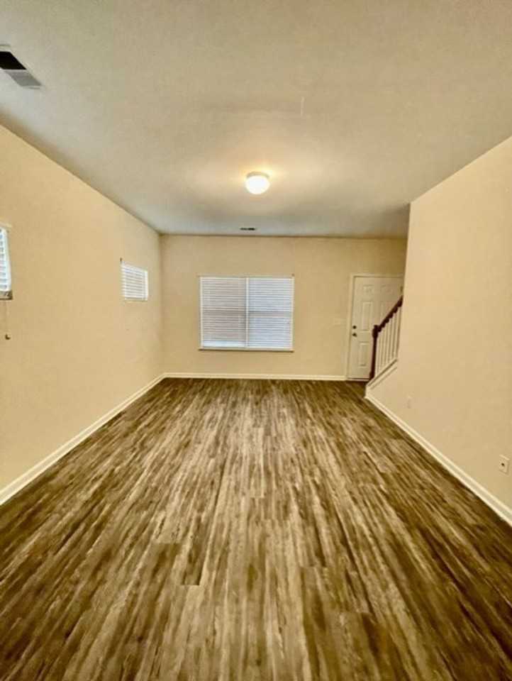233 Village Creek Way - Photo 3 of 16