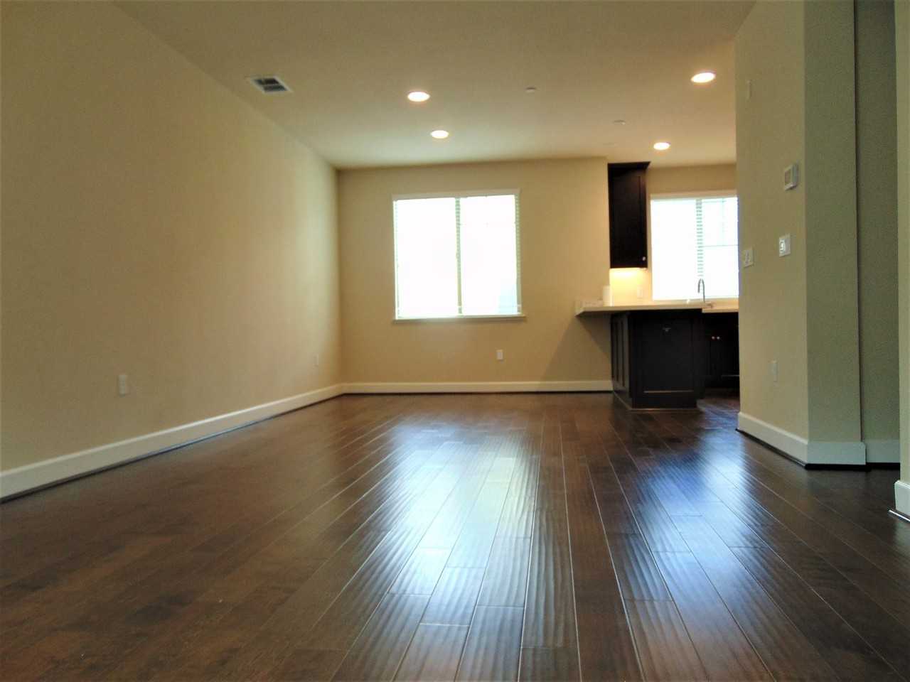 347 Basswood Cmn #3 - Photo 4 of 21