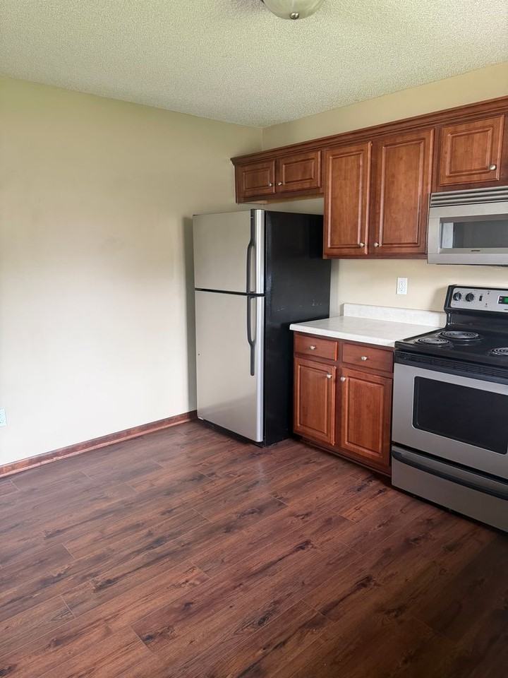1120 Nw Willow Dr - Photo 5 of 9