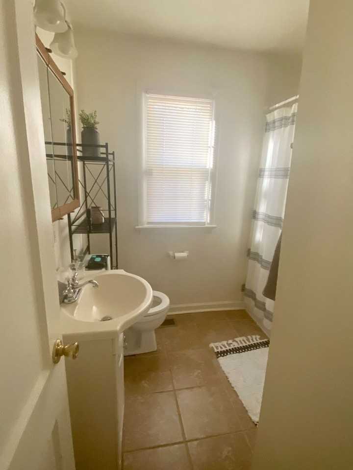 143 Barrett Heights Rd - Photo 2 of 9