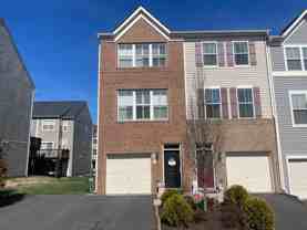 201 Woodstream Cir - Photo 1 of 1
