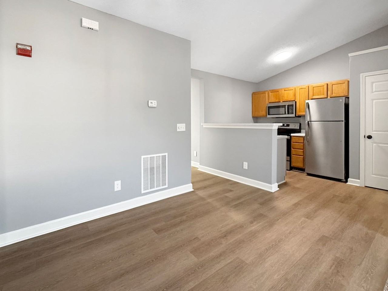 7935 Circle Front Ct - Photo 5 of 24