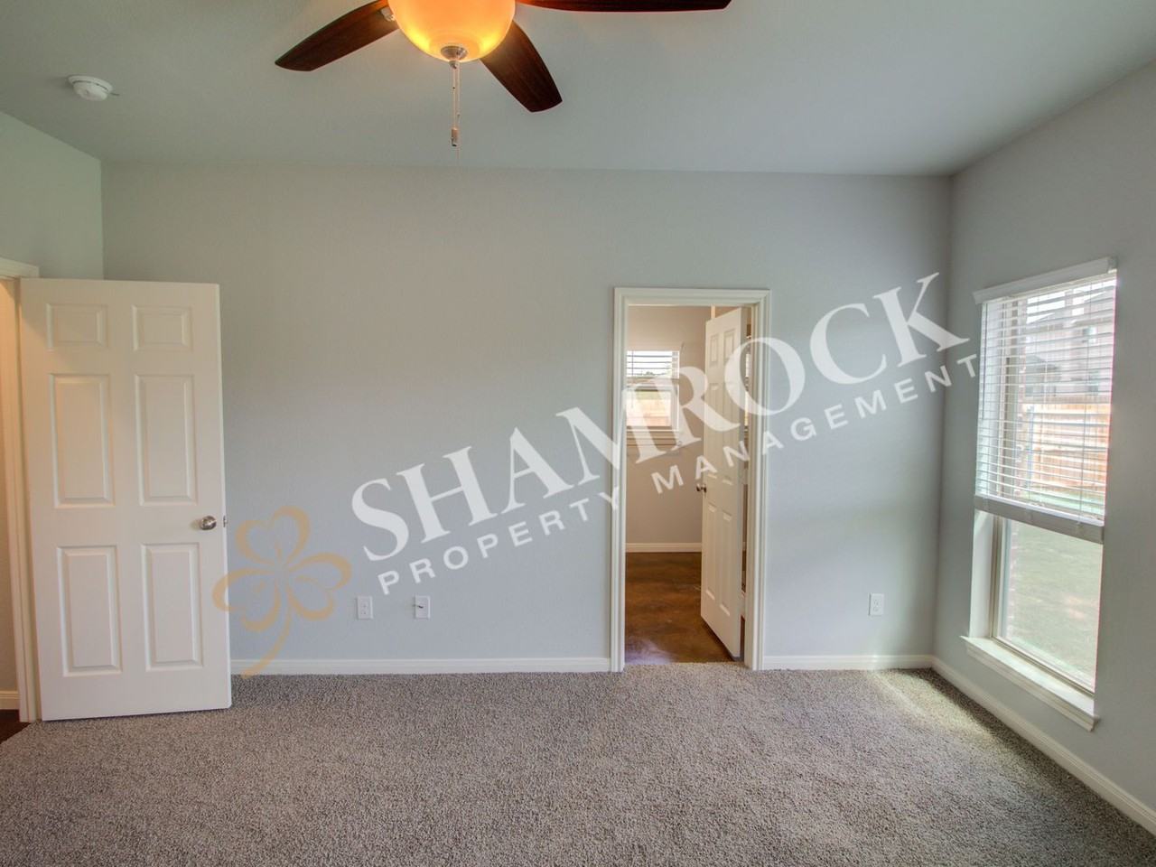 5528 Copper Mtn - Photo 7 of 17