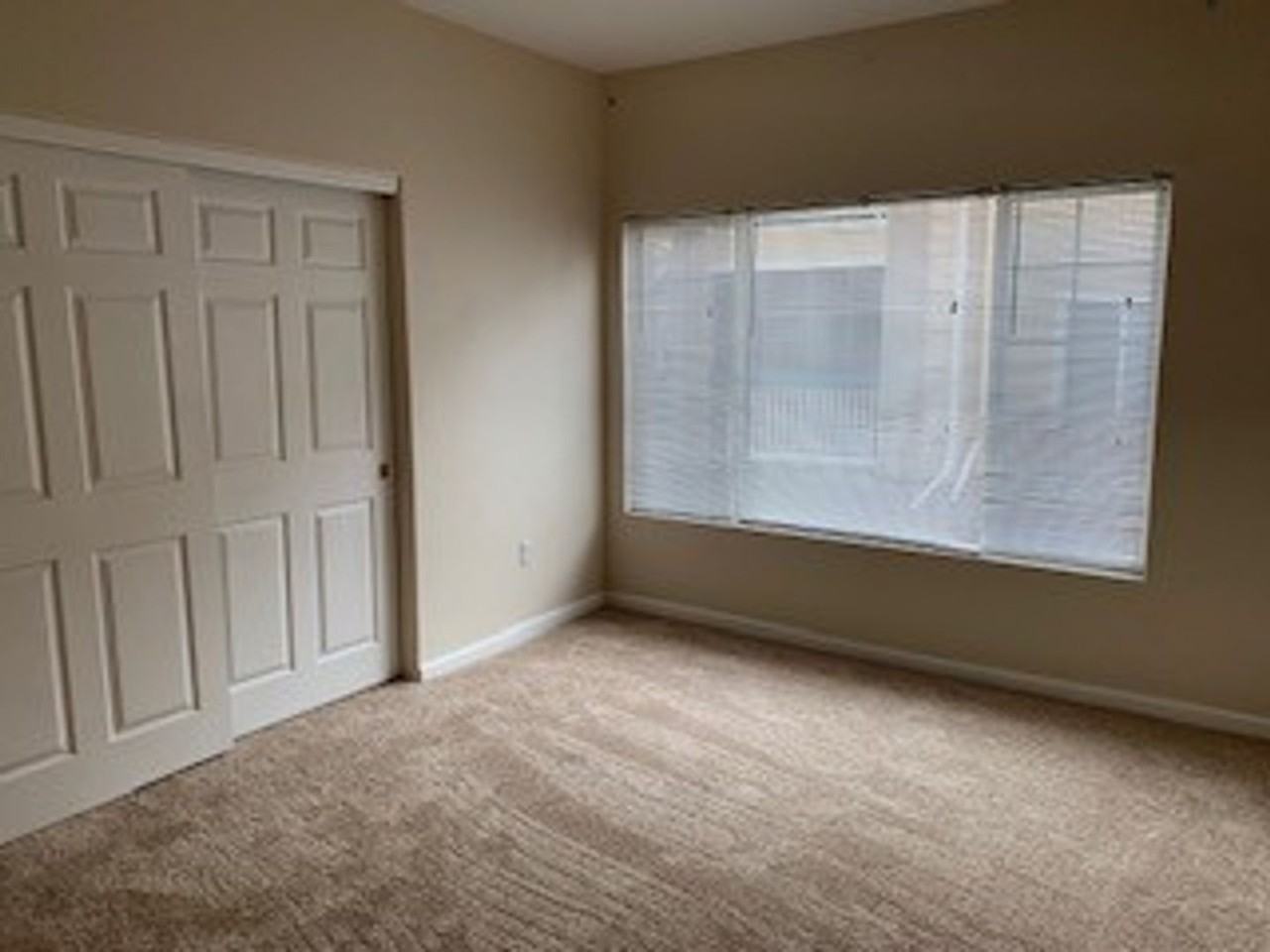 1040 Opal St #101 - Photo 5 of 11