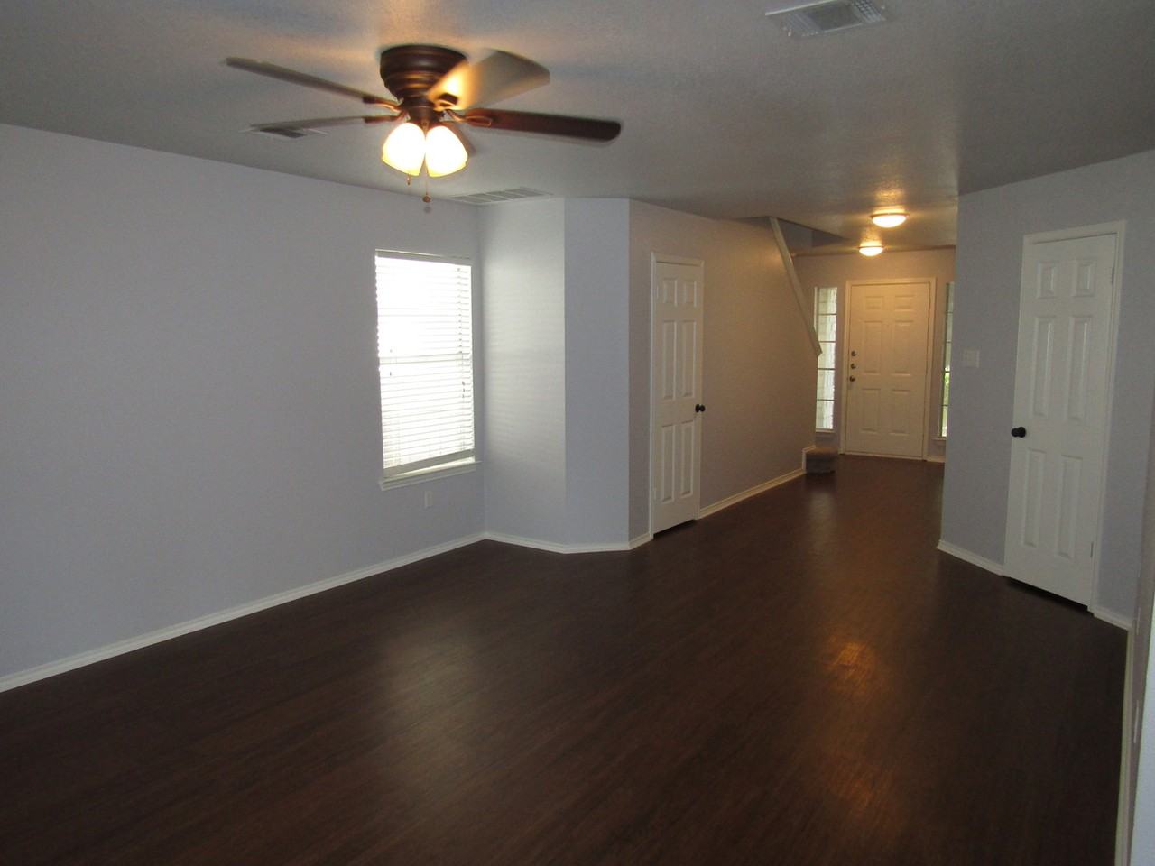 14704 Noya Dr - Photo 4 of 26
