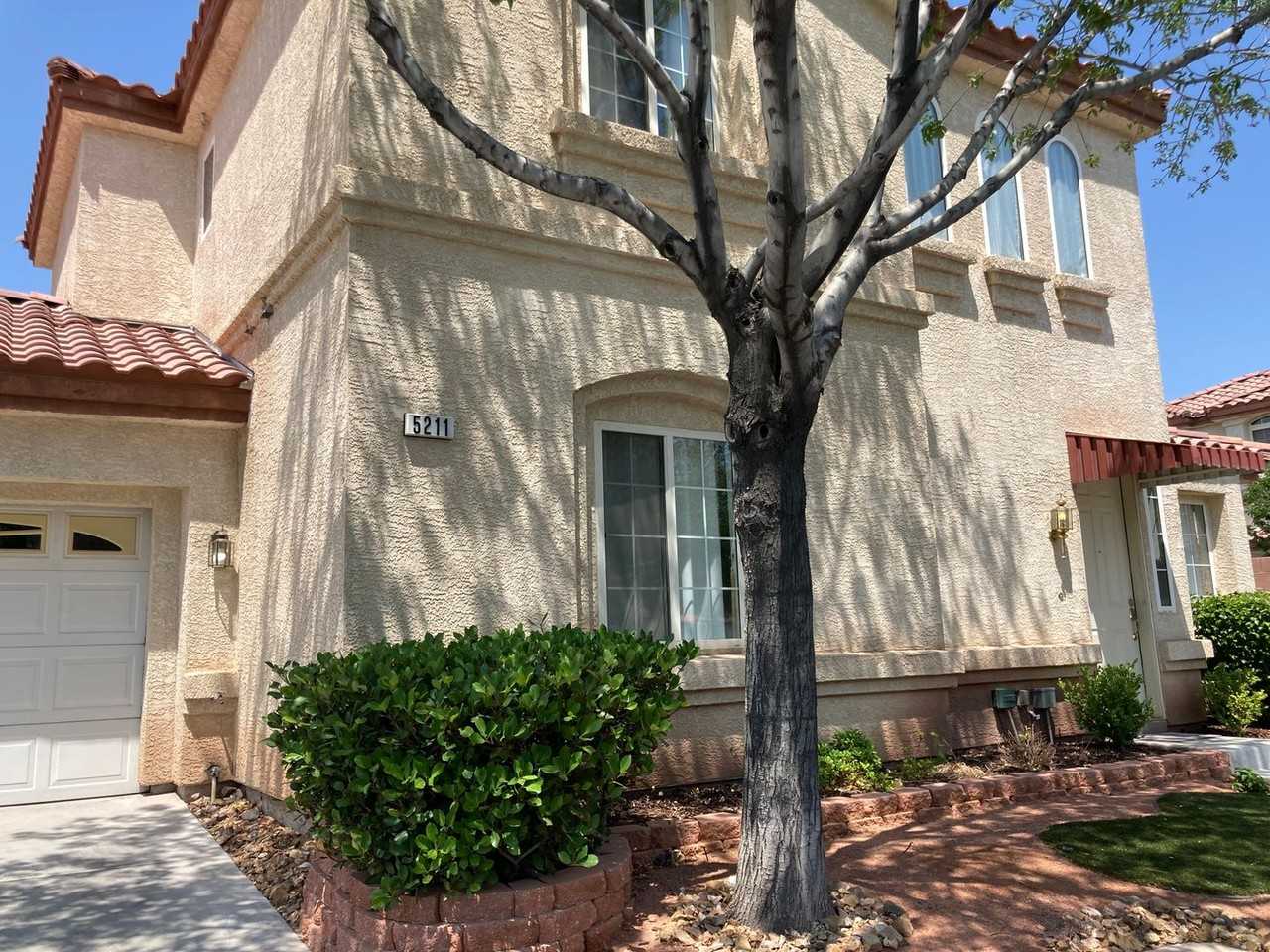 5211 Monterey Park Cir - Photo 3 of 42
