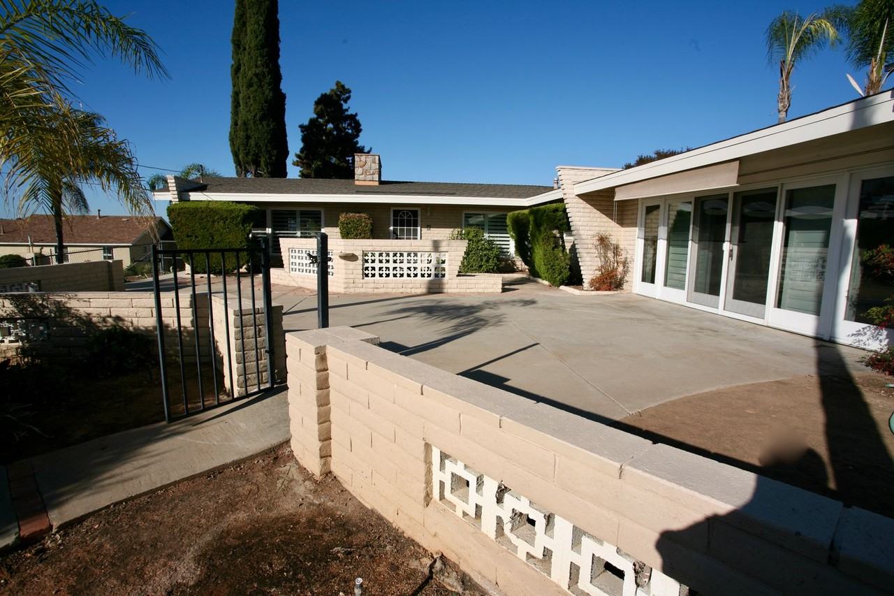 1526 Sundial Ter - Photo 2 of 27