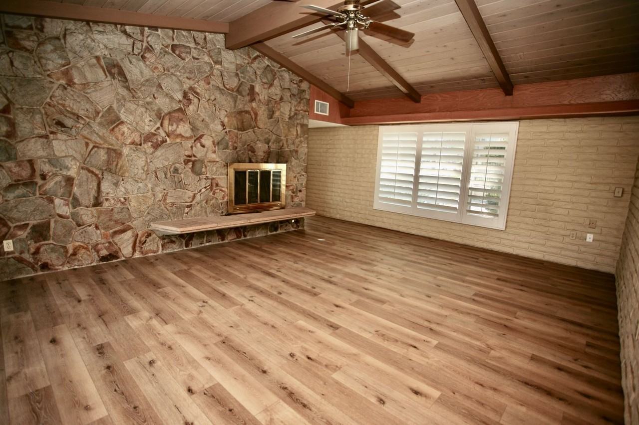 1526 Sundial Ter - Photo 4 of 27