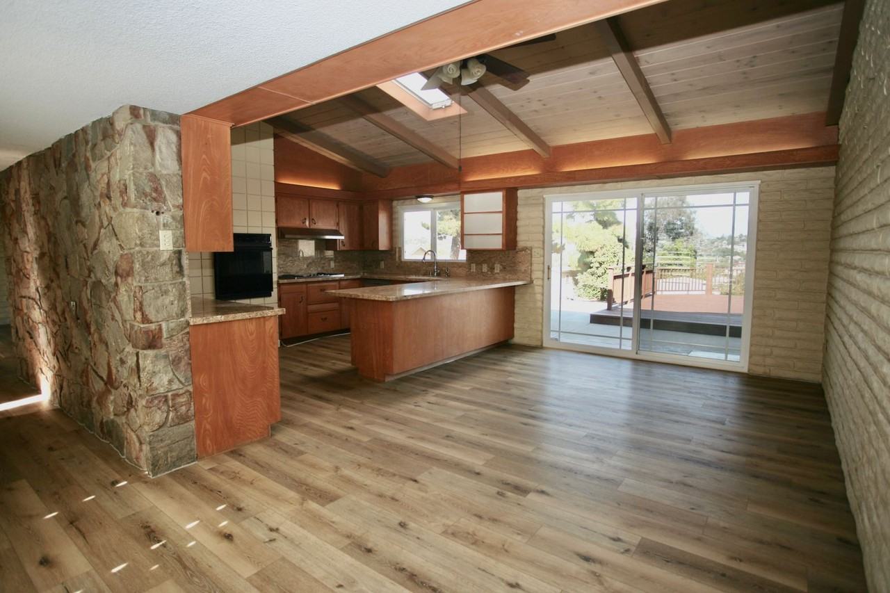 1526 Sundial Ter - Photo 5 of 27