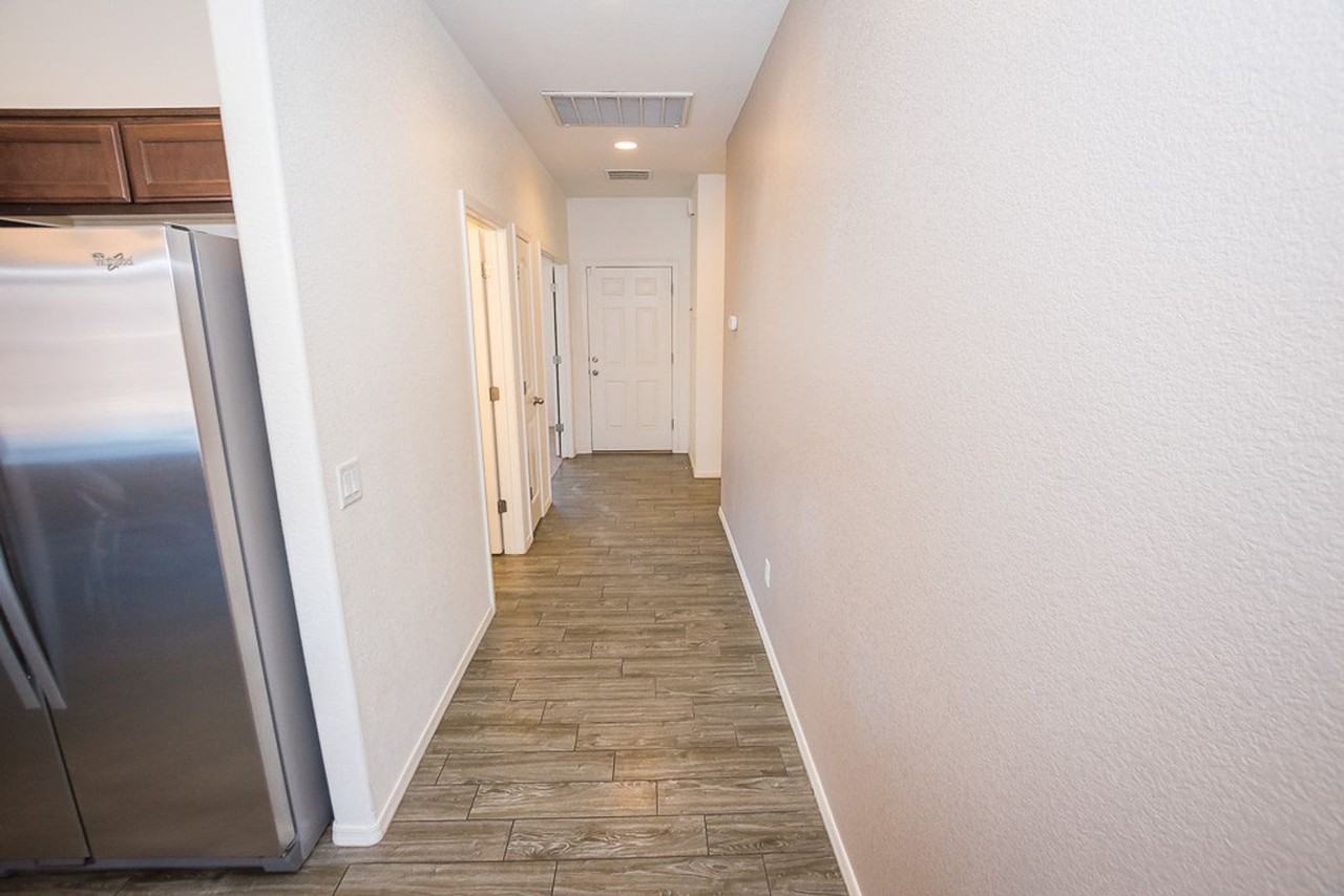 4223 Rocky Mountain Way - Photo 7 of 50
