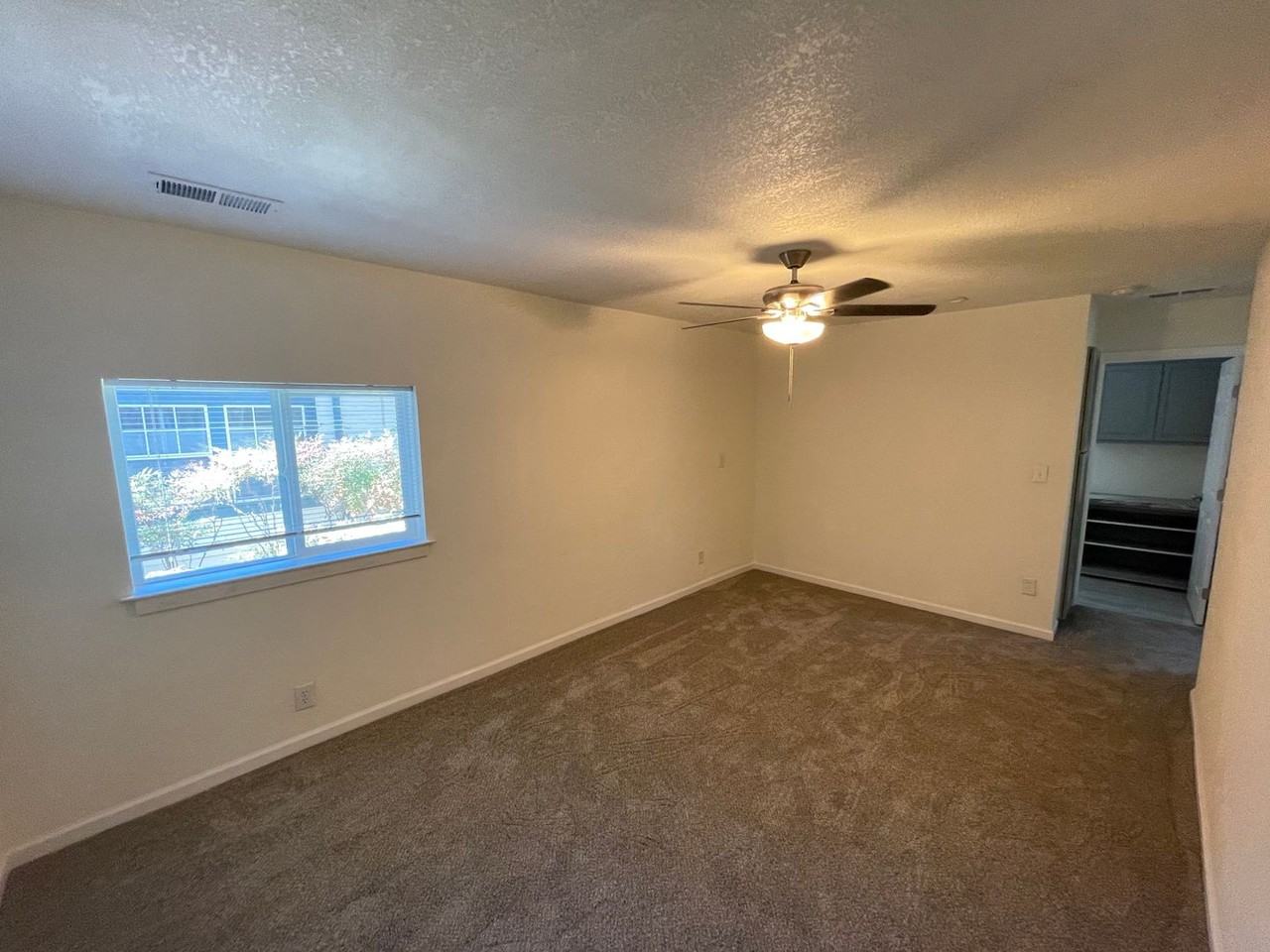 2477 Pacheco St - Photo 5 of 13
