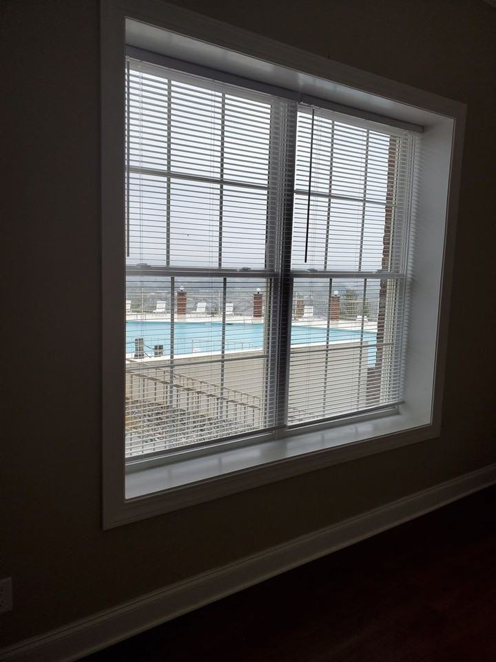 4423 Legends Way - Photo 4 of 15