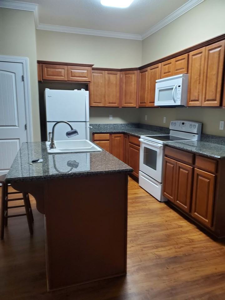 4423 Legends Way - Photo 5 of 15