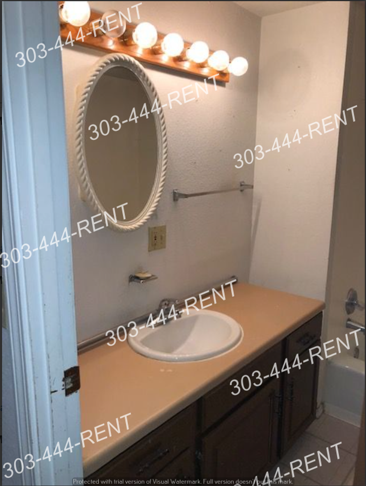 217 Spruce St - Photo 7 of 7