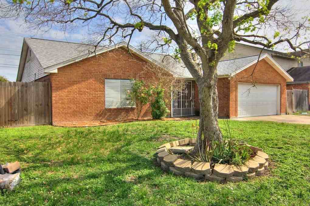7125 Laramie Ln - Photo 2 of 16