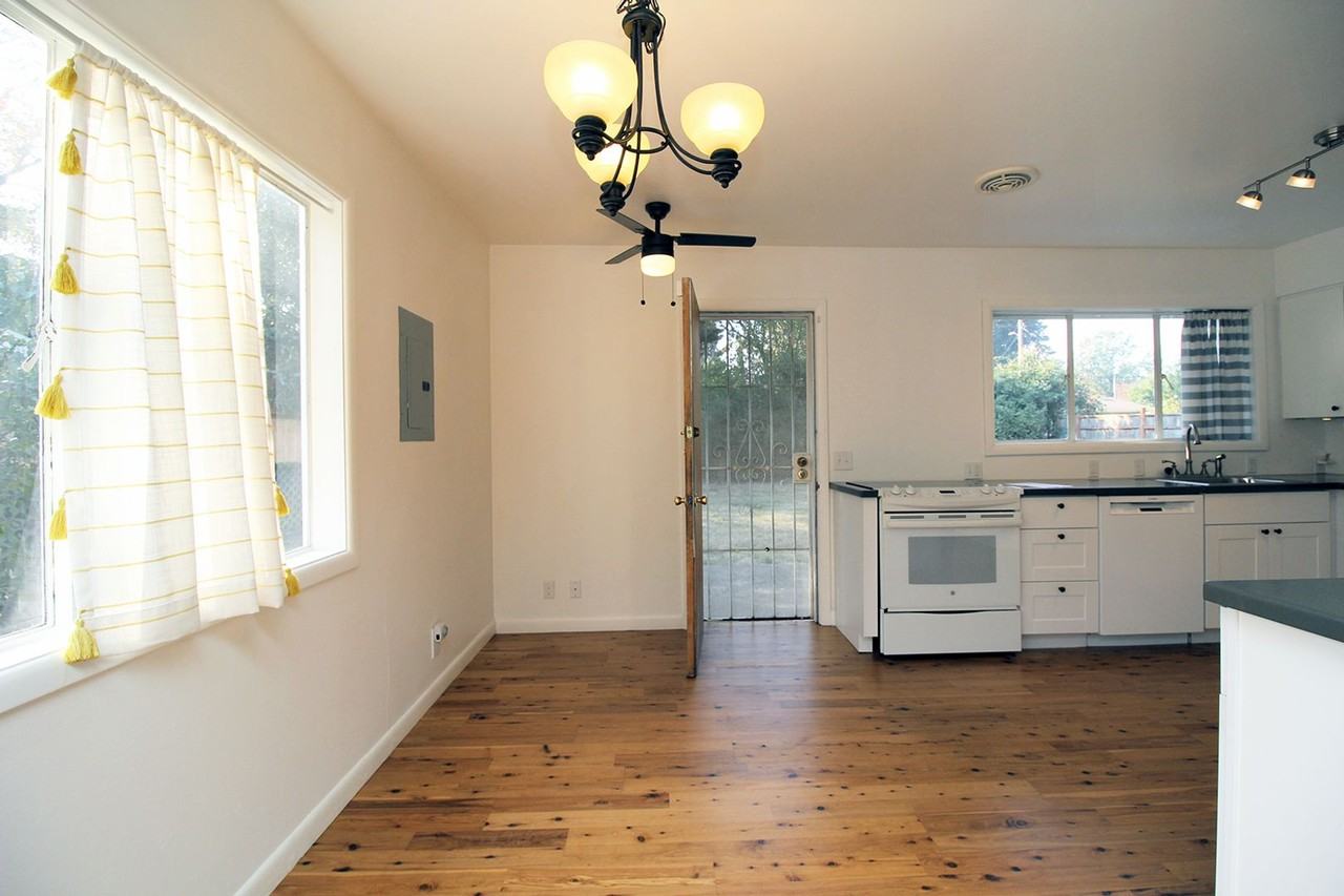 2923 Ne 92nd Ave - Photo 5 of 24