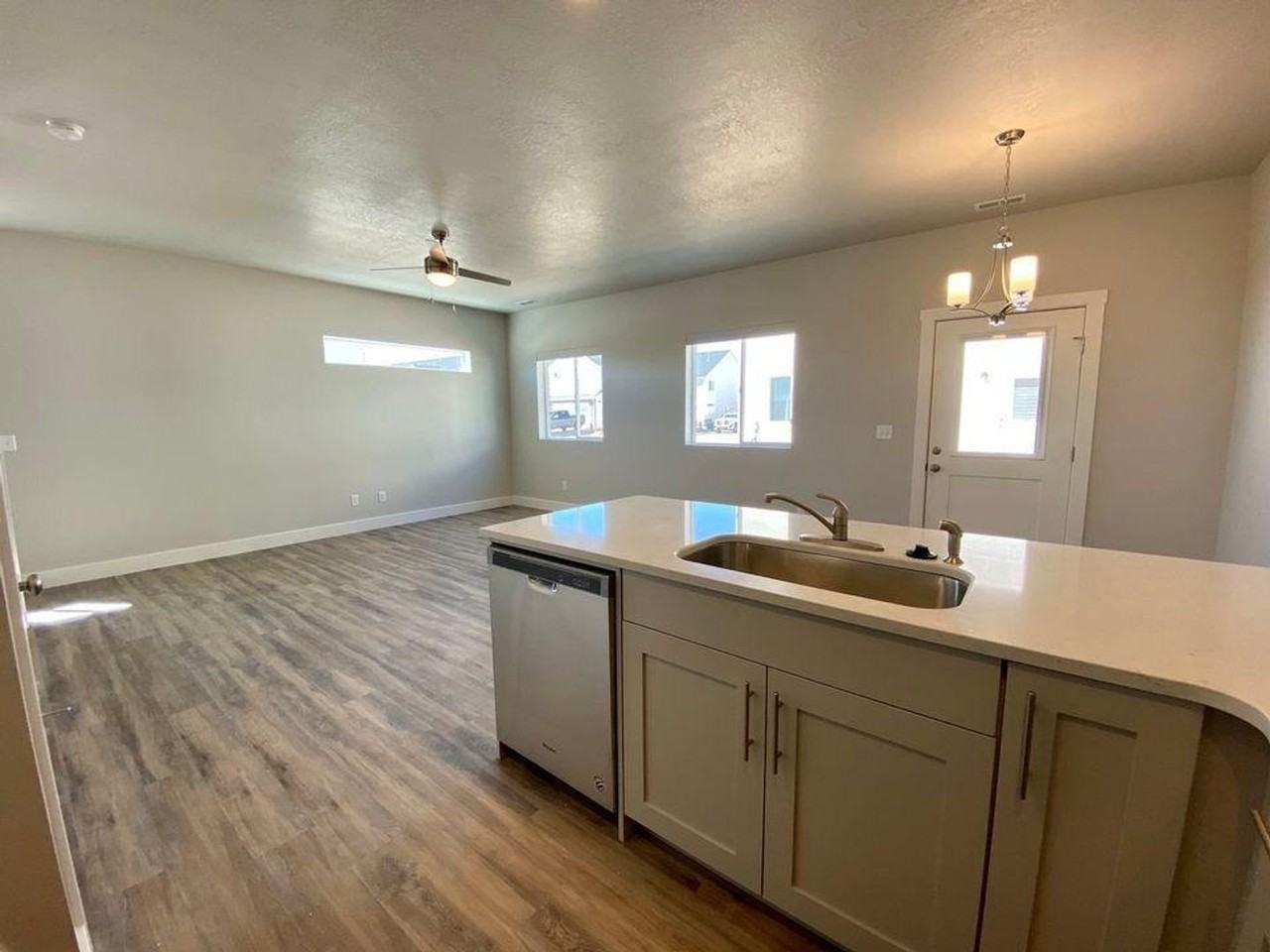 2664 S 2250 W #204 - Photo 5 of 16