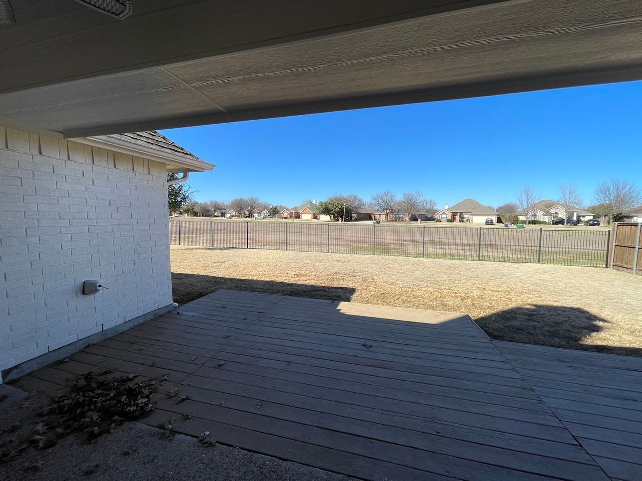 340 Creekside Trl - Photo 4 of 27