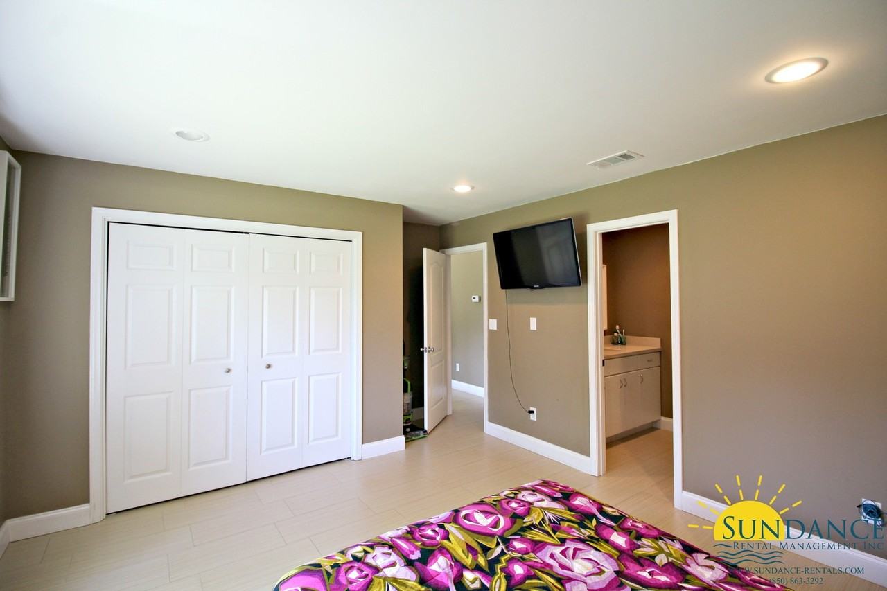 1005 High Grove Ct - Photo 6 of 14