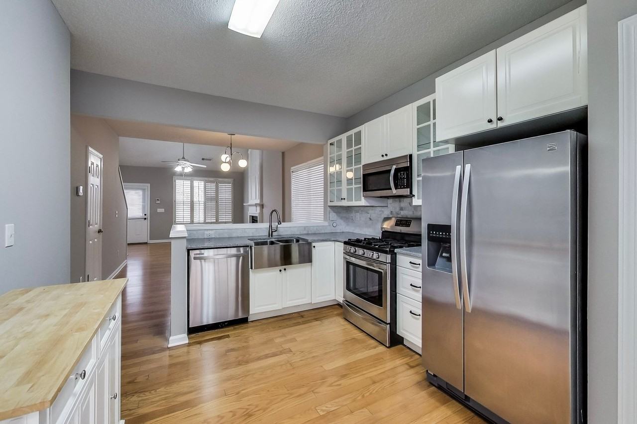 1645 Heyford Cir Nw - Photo 5 of 47