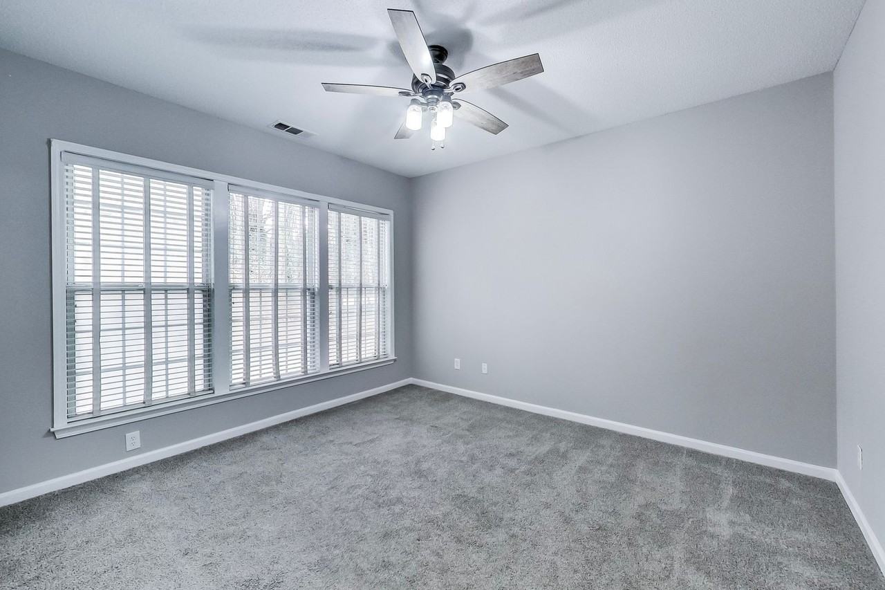 1645 Heyford Cir Nw - Photo 7 of 47