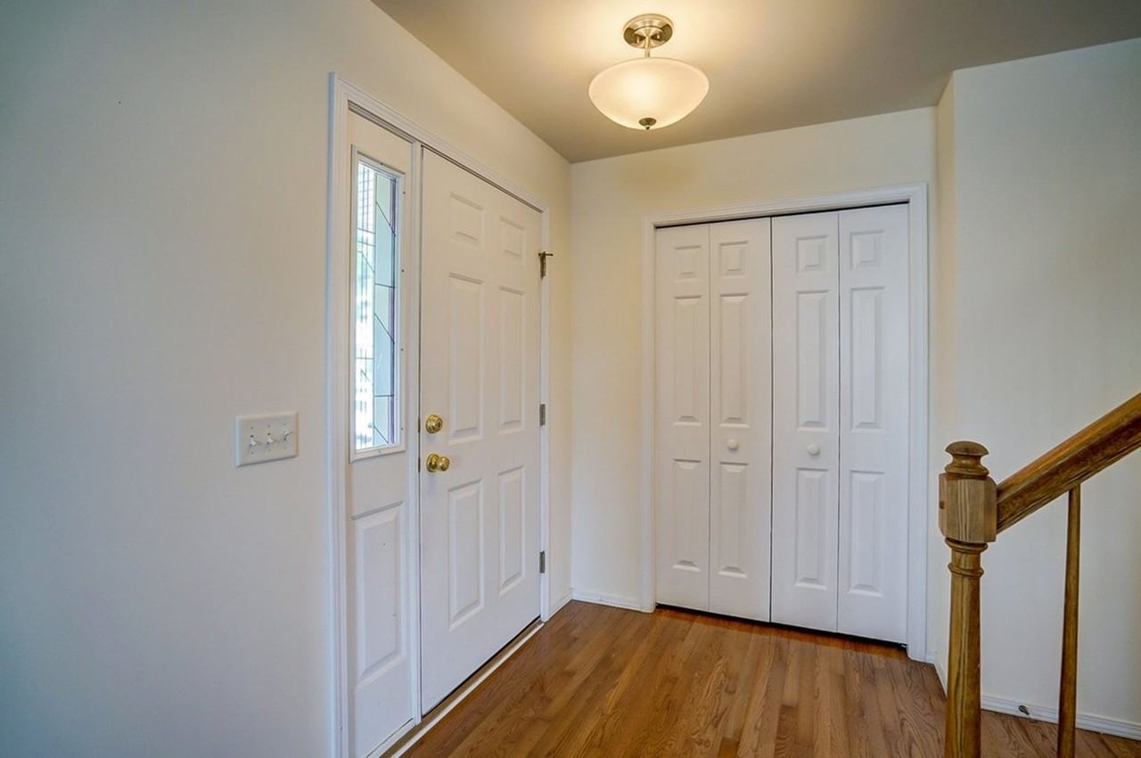 1237 Jasmine Dr - Photo 3 of 37