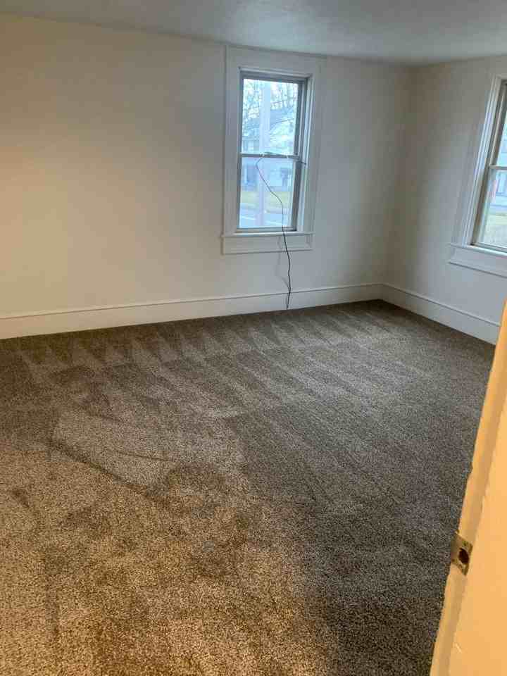 333 W Park Ave - Photo 6 of 19