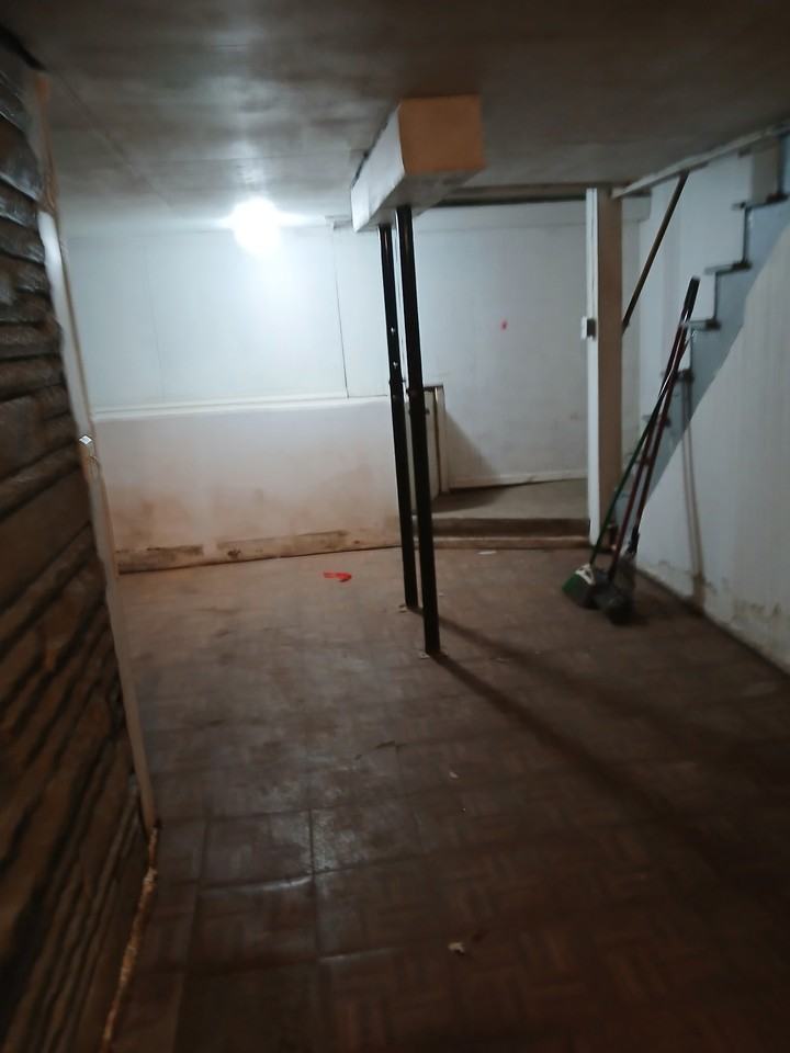 619 Willard Ave - Photo 5 of 22
