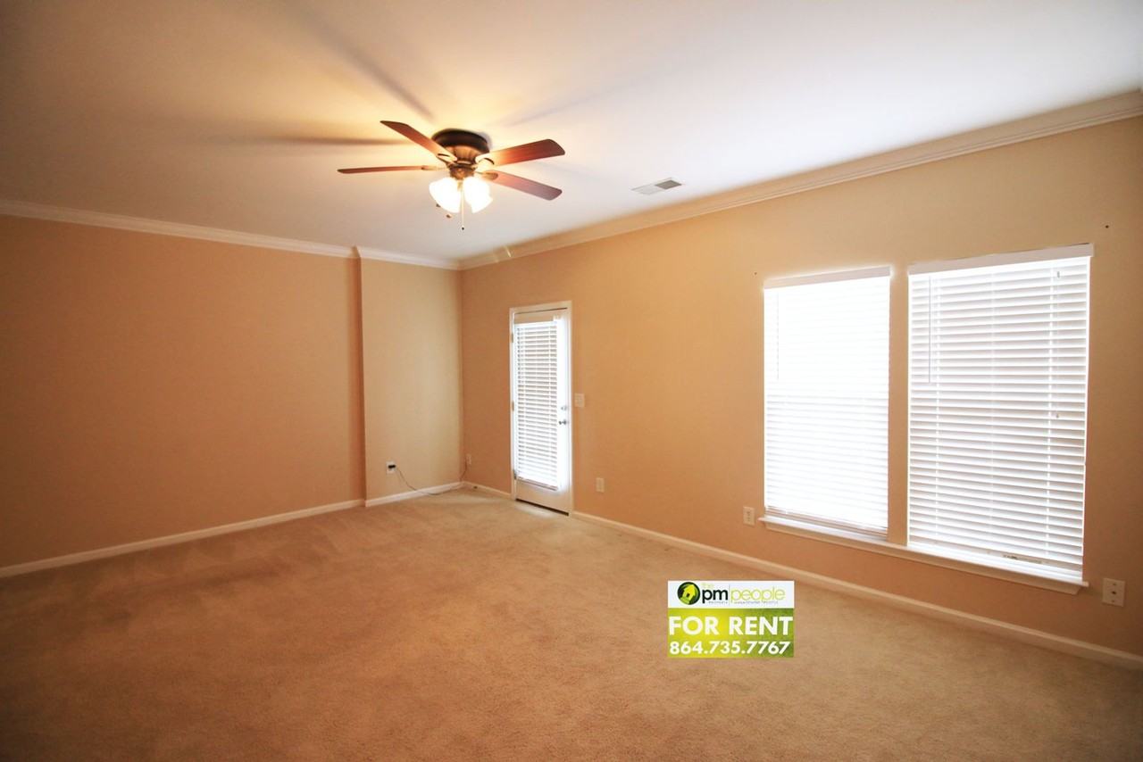 153 Spring Crossing Cir - Photo 5 of 34