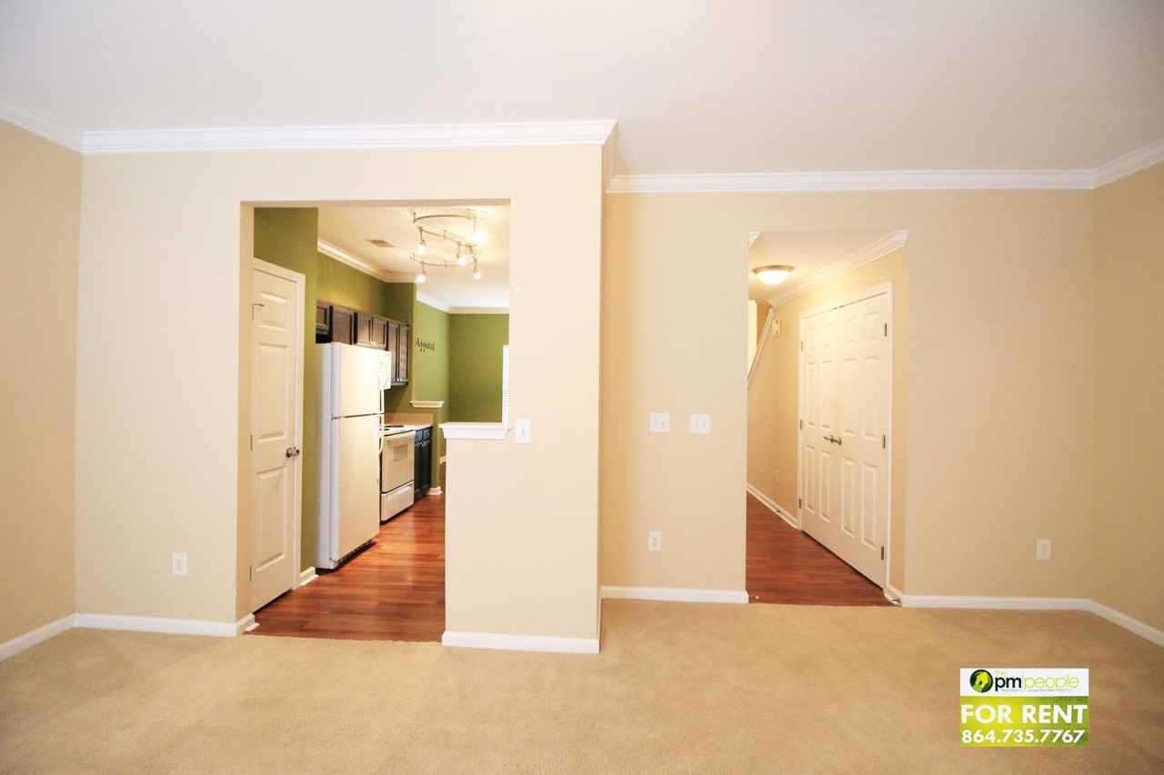 153 Spring Crossing Cir - Photo 7 of 34