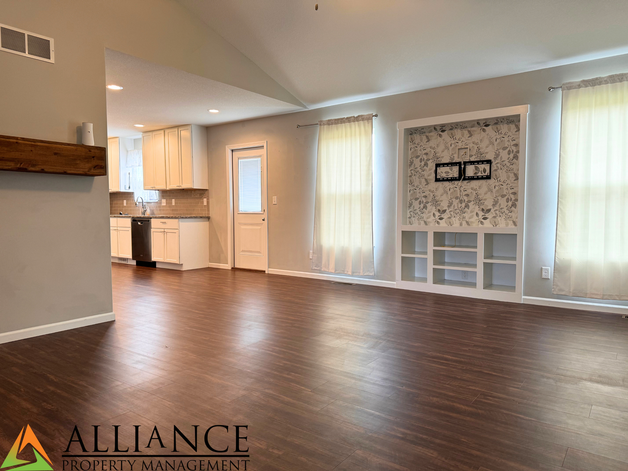 112 Quail Ct - Photo 5 of 15