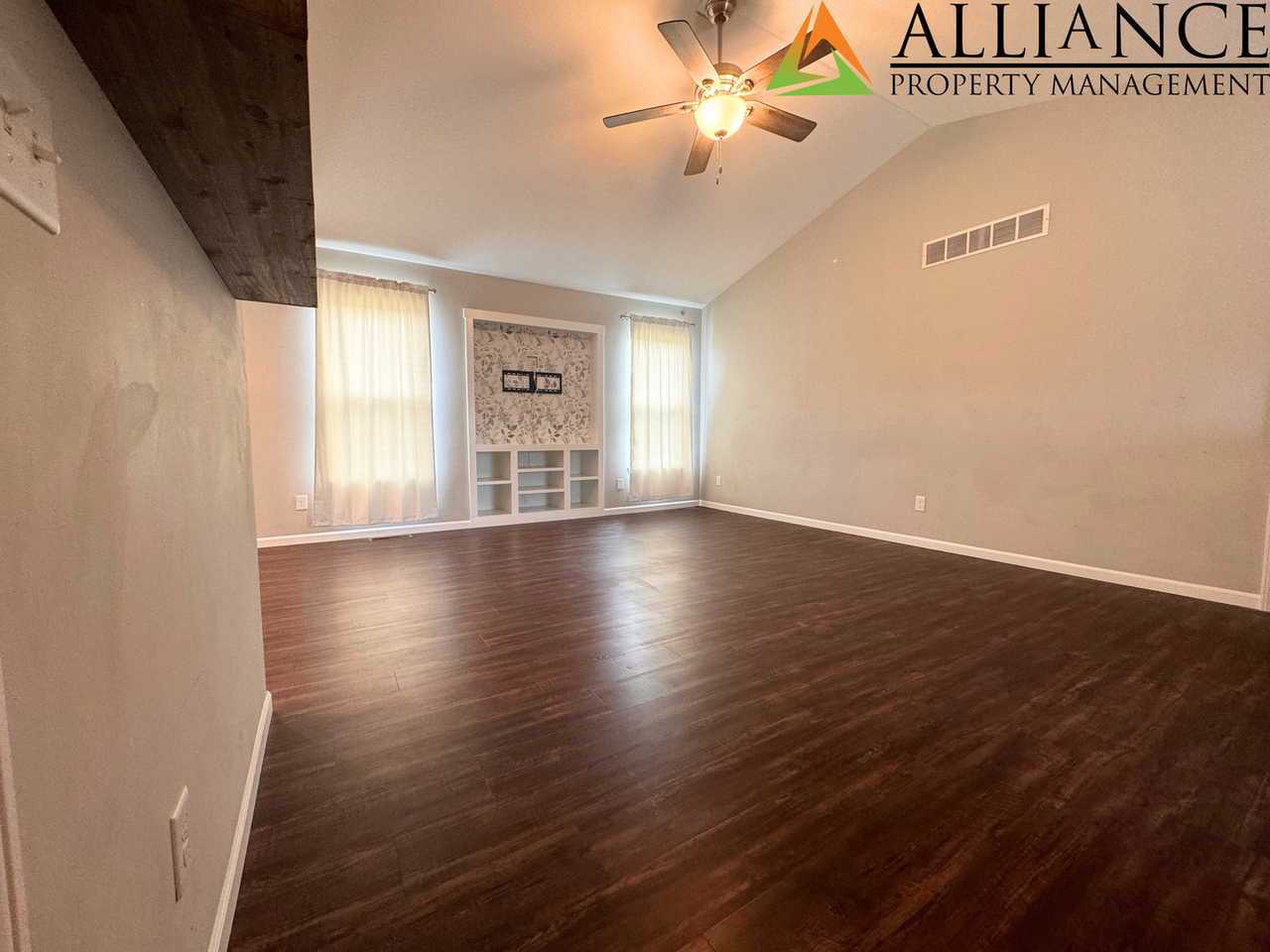 112 Quail Ct - Photo 6 of 15