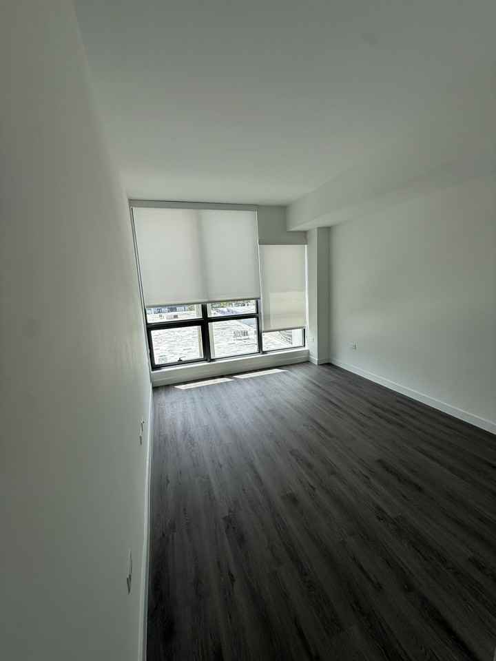 114 Northeast 22nd Street #B - Photo 4 of 8