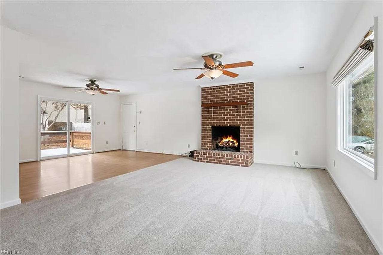 1604 Colonial Ave - Photo 3 of 21