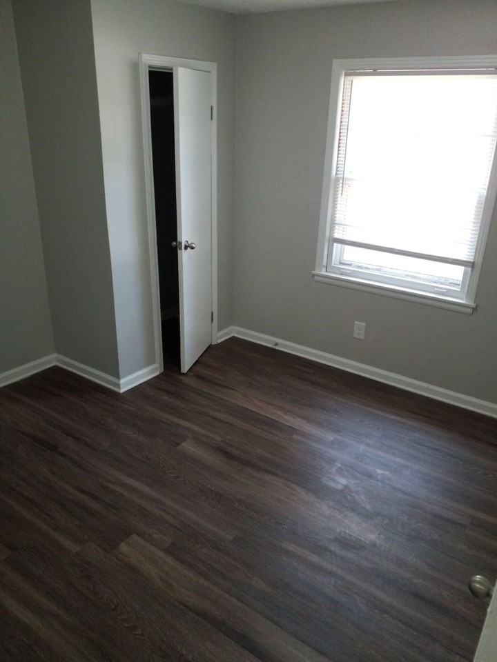 3554 N Watkins St - Photo 5 of 8