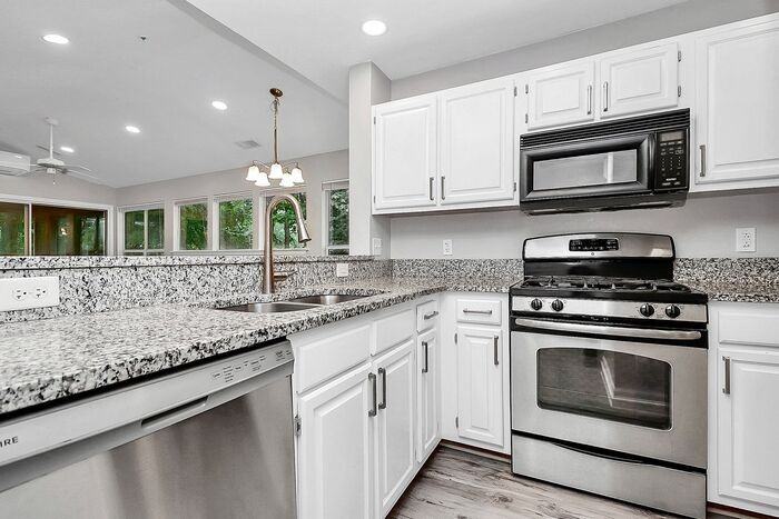 767 Southwest Dr #767 - Photo 5 of 30