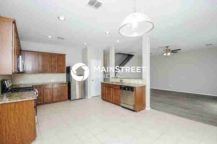 12172 Walden Wood Dr - Photo 6 of 17