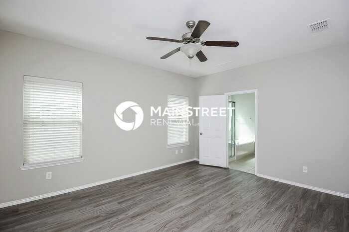 12172 Walden Wood Dr - Photo 6 of 17