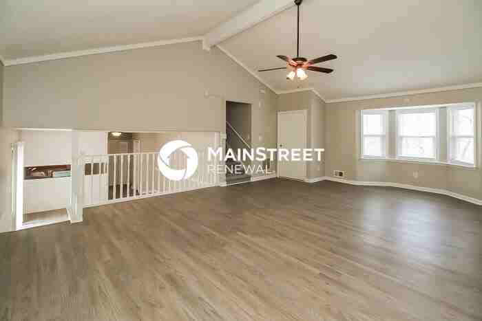 6948 Cedar Hill Ct - Photo 5 of 18