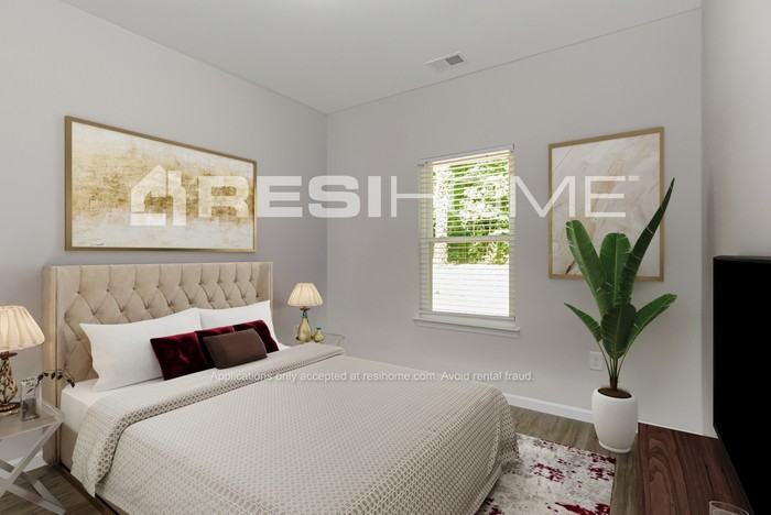 1720 Taylor Ave - Photo 7 of 20