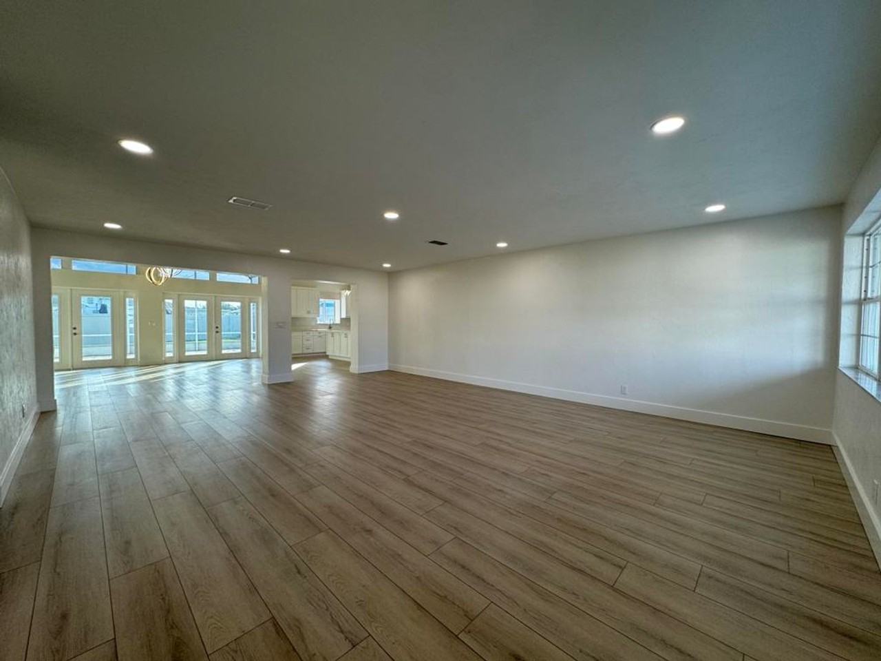 16 Seabreeze Dr - Photo 4 of 25