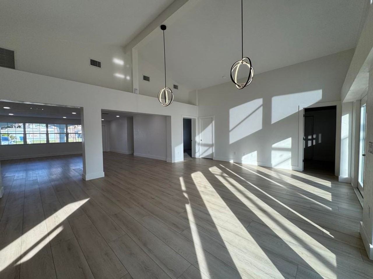 16 Seabreeze Dr - Photo 5 of 25