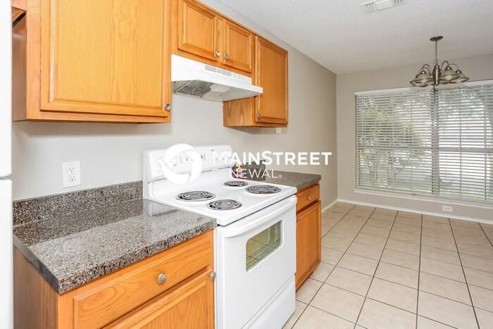 5725 Northfield Dr - Photo 7 of 16